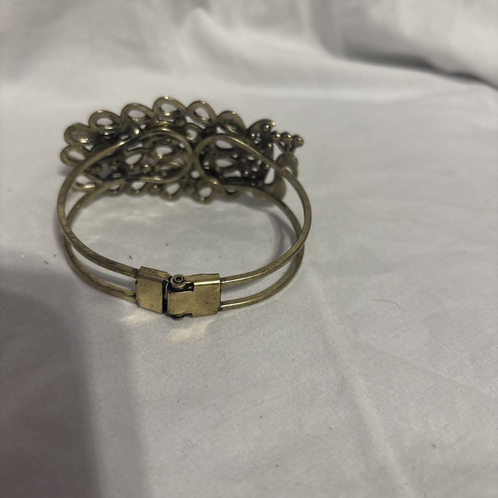 Vintage Peacock Clamper Bracelet Metal Multi-Colored Faceted Crystals Fashion - Picture 7 of 7